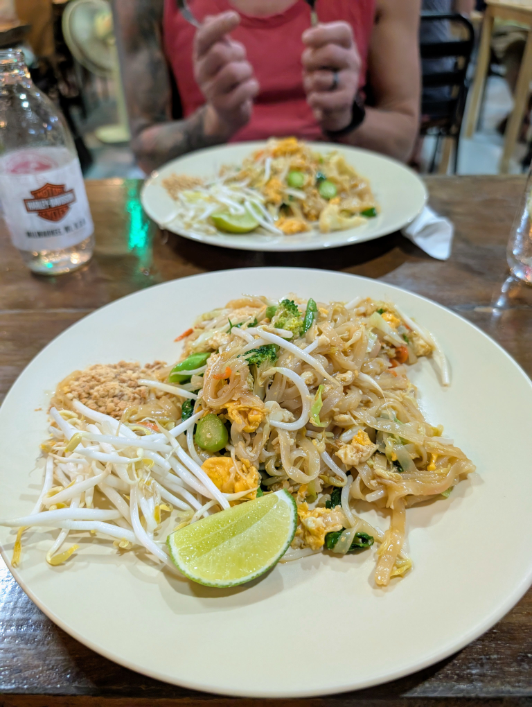 Teller mit Pad Thai