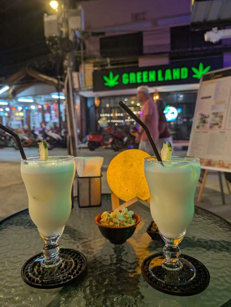Zwei Cocktails