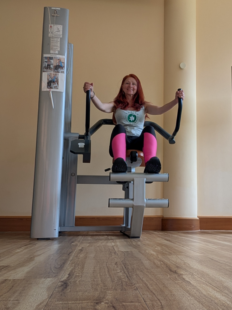 Karin am Fitnessgerät
