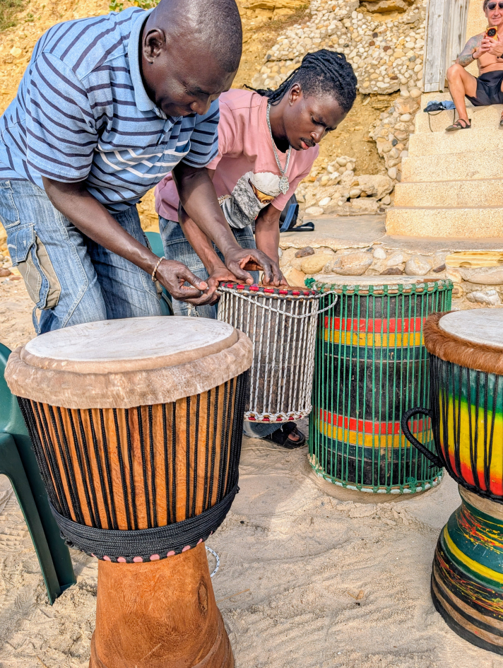Basstrommeln und Djemben